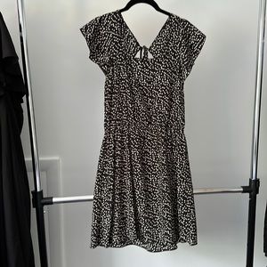 Women’s dress